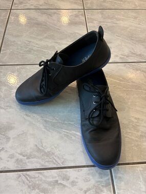 Camper Jim leather Shoes with Blue Sole
